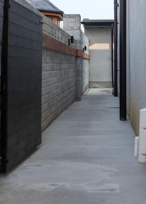 Modern Studio Apartment In Cashel Cashel  Buitenkant foto